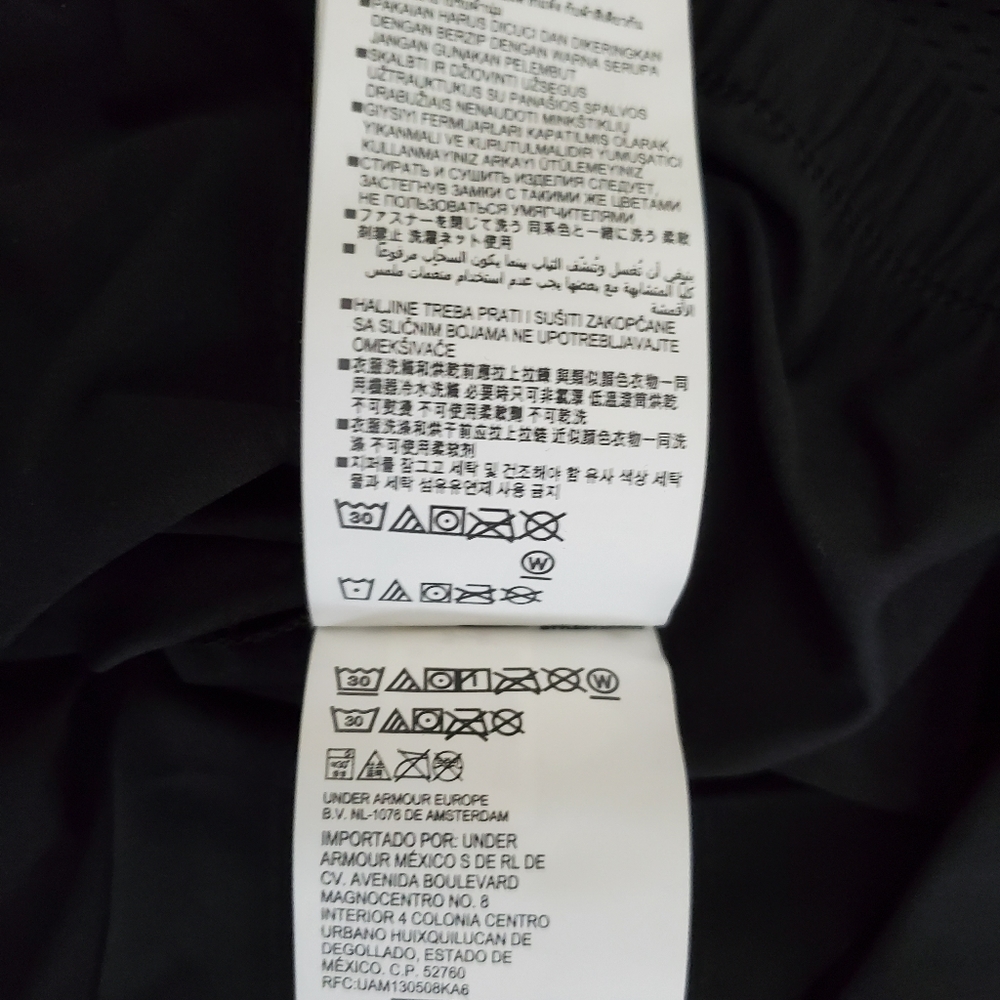 Under Armour Black Jacket M - Picture 5 of 5